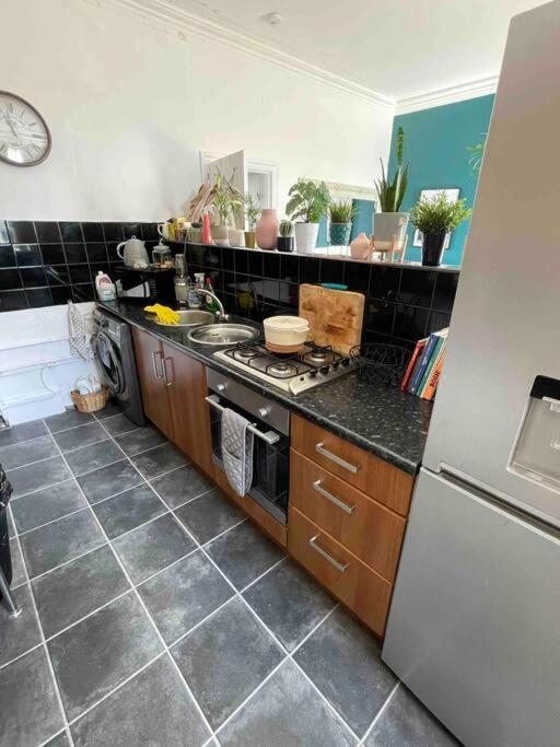 One Bedroom Flat In The Heart Of Islington Londen Buitenkant foto